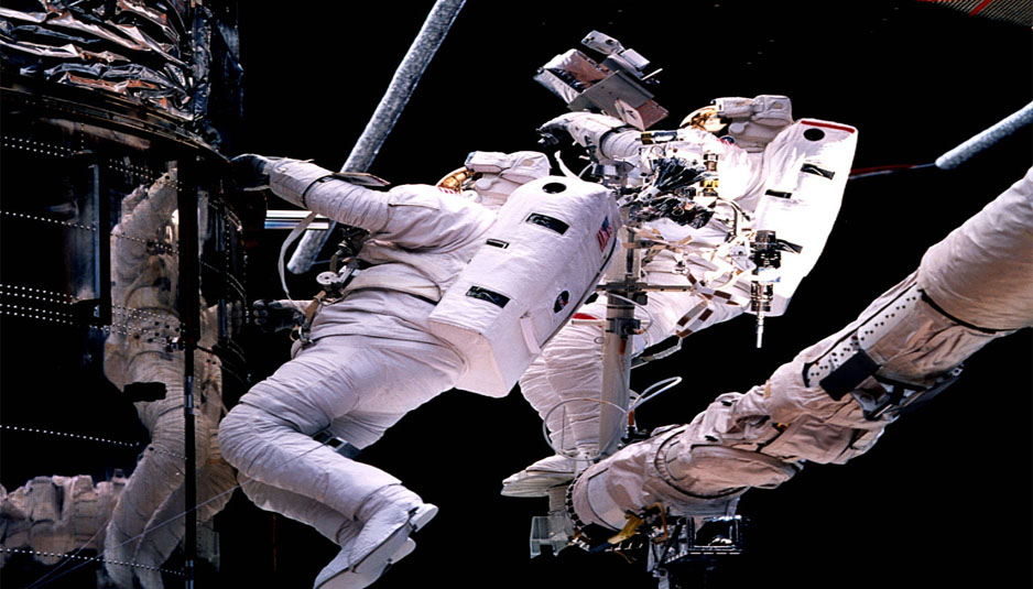 Hubble_Space_Telescope,closeupengineering.it