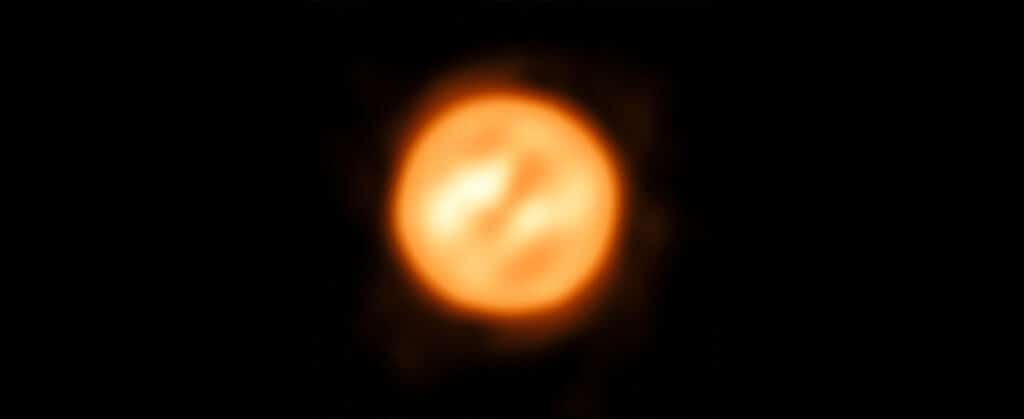 La miglior foto di superficie e atmosfera di una stella diversa dal Sole