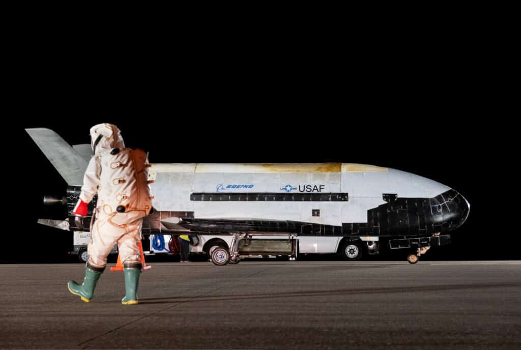 Sarà un Falcon Heavy a portare in orbita la 7° missione del veicolo sperimentale X-37B