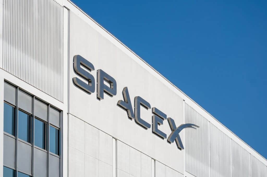 Accordo da 180 milioni di euro tra la Commissione Europea e SpaceX per il lancio dei satelliti Galileo