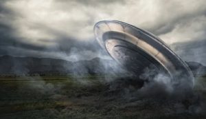 Illustrazione di un UFO che si schianta (Depositphotos foto)