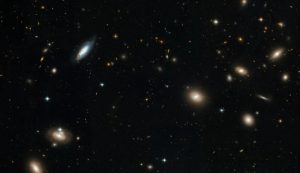 Galassie lontane tra loro (NASA foto) - www.aerospacecue.it