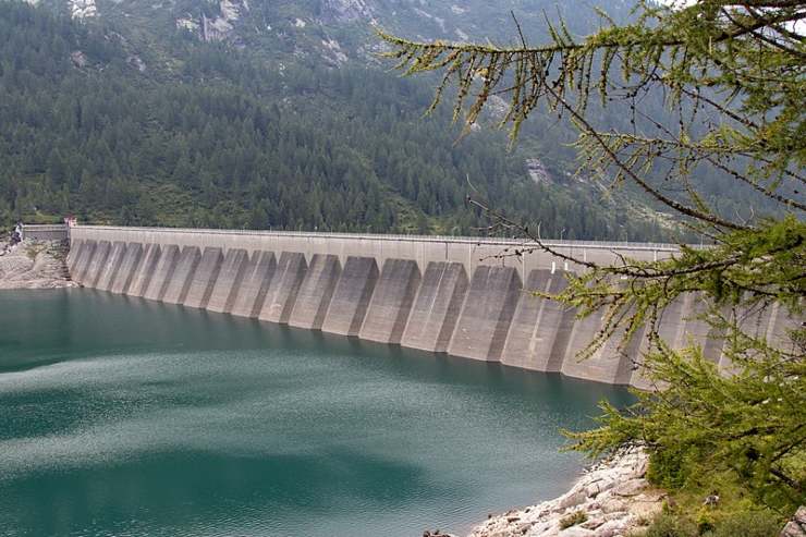 Illustrazione del lago di Malga Bissina (Wikipedia Superbass FOTO) - aerospacecue.it