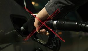 Illustrazione di un benzinaio (Pexels FOTO) - www.aerospacecue.it