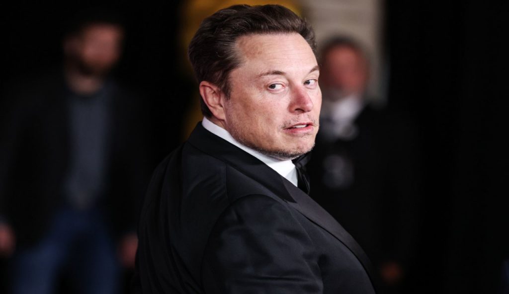 MUSK ne fa un’altra delle sue | Ha fondato la “città salvezza”: da qui si partirà per Marte