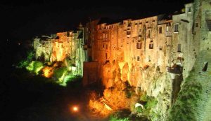sant'agata dei goti by night