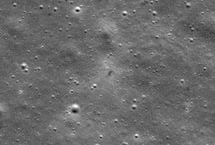 Illustrazione del cratere al centro dell'immagine (HD Blog FOTO) - aerospacecue.it