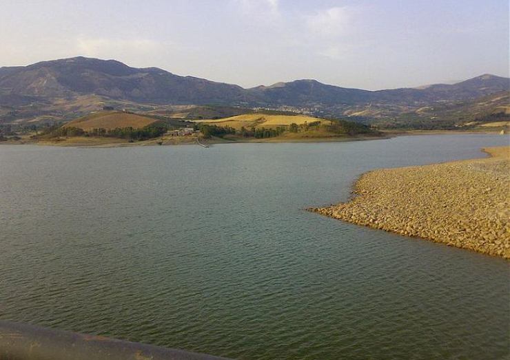 Lago di Magazzolo
