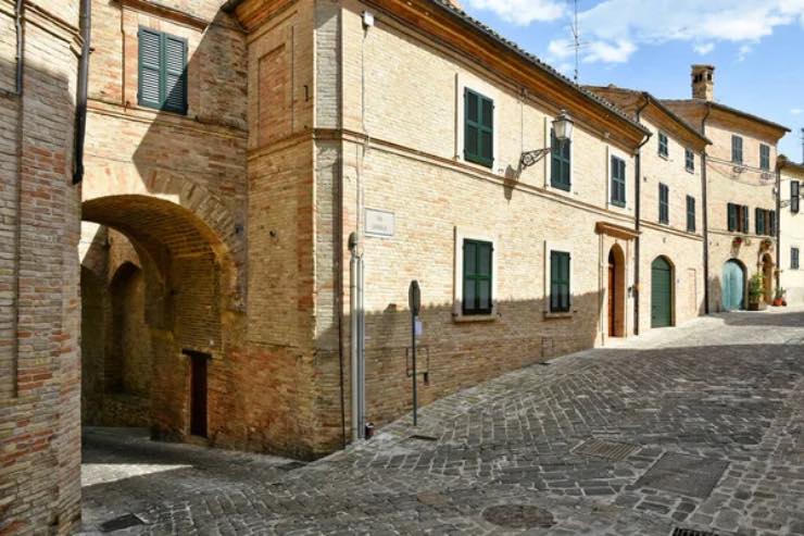 Stradine di un borgo