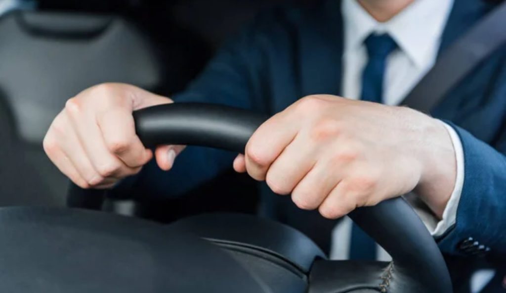Guidare auto