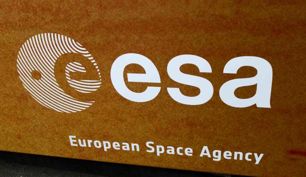 Illustrazione del logo dell'ESA (Depositphotos FOTO) - aerospacecue.it