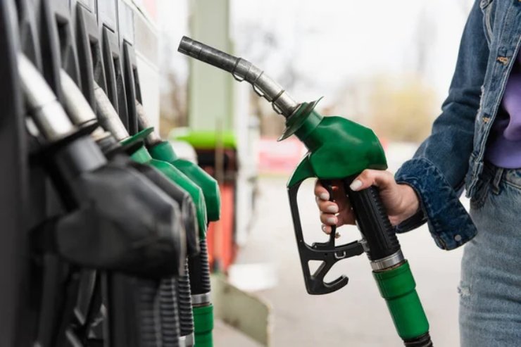 Pompa di benzina
