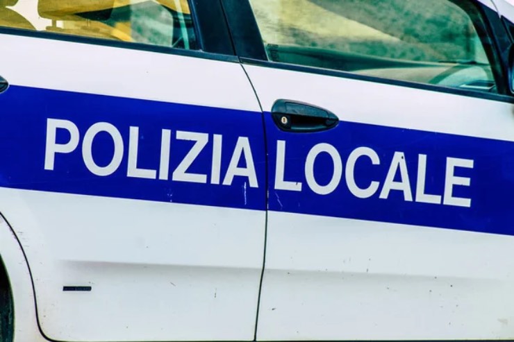 Auto polizia 