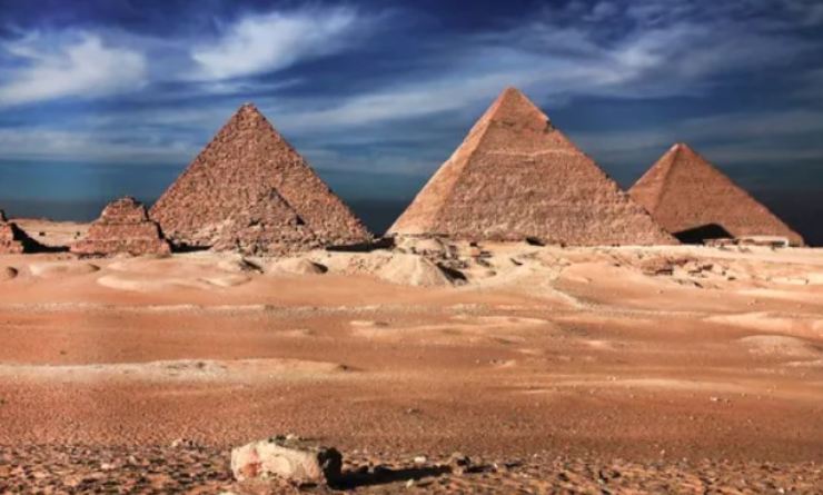 Piramidi egizie (Depositphotos foto) - www.aerospacecue.it