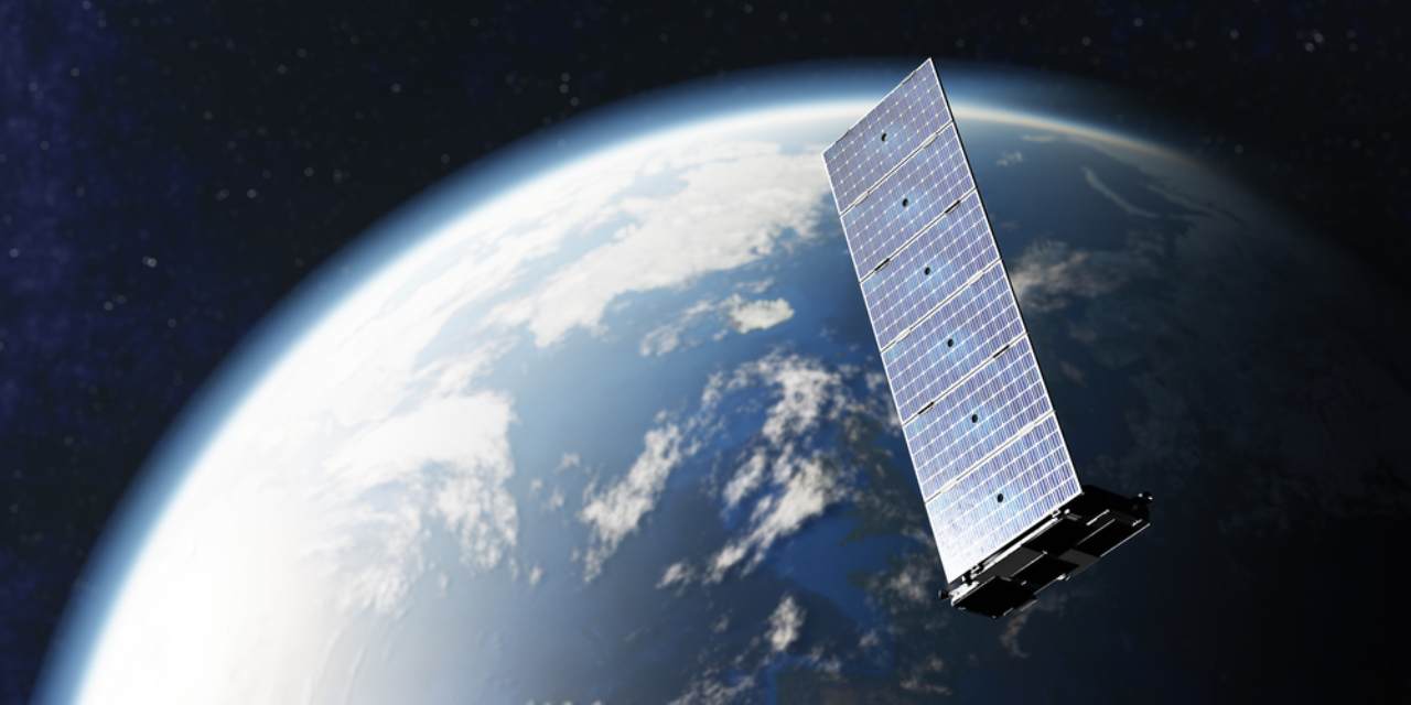 Satellite Starlink (Depositphotos foto) - www.aerospacecue.it