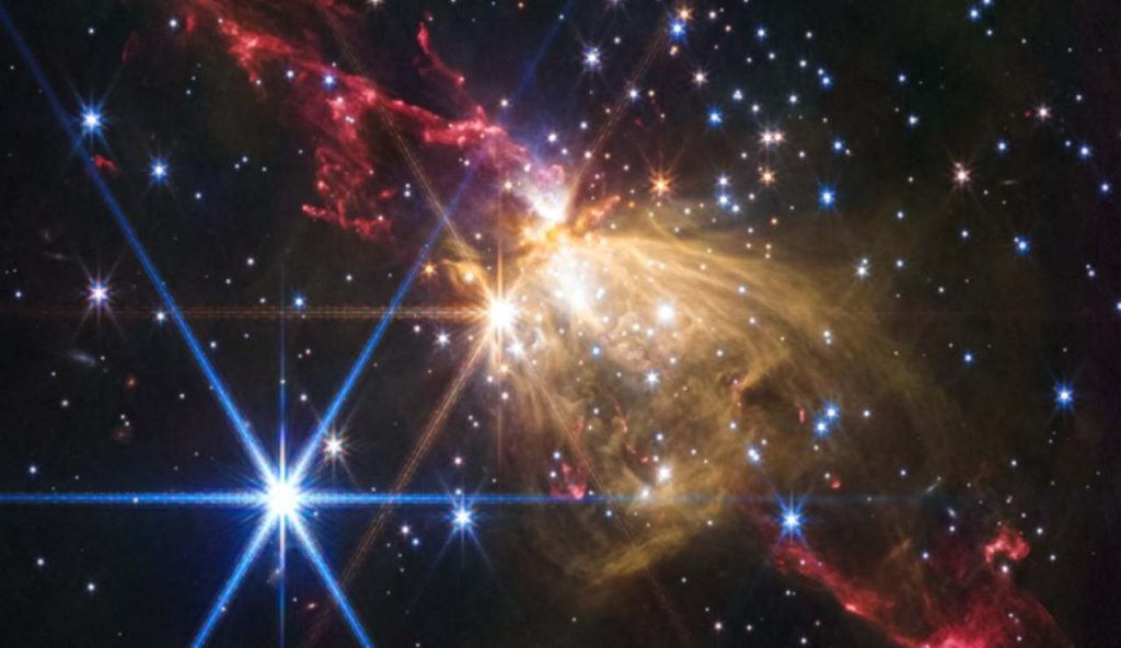 Spettacolo unico nello spazio (NASA foto) - www.aerospacecue.it
