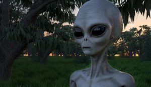 Alieno sulla Terra (Depositphotos foto) - www.aerospacecue.it