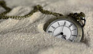 Illustrazione di un orologio (Canva FOTO) - aerospacecue.it