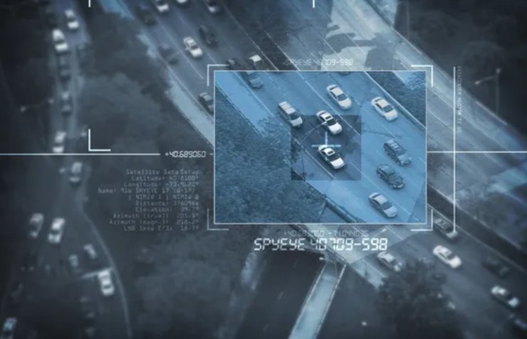 Satellite spia (Depositphotos foto) - www.aerospacecue.it