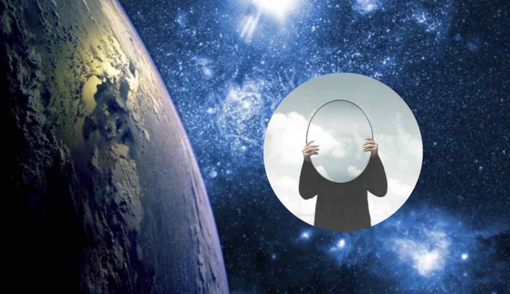 Specchi nello spazio