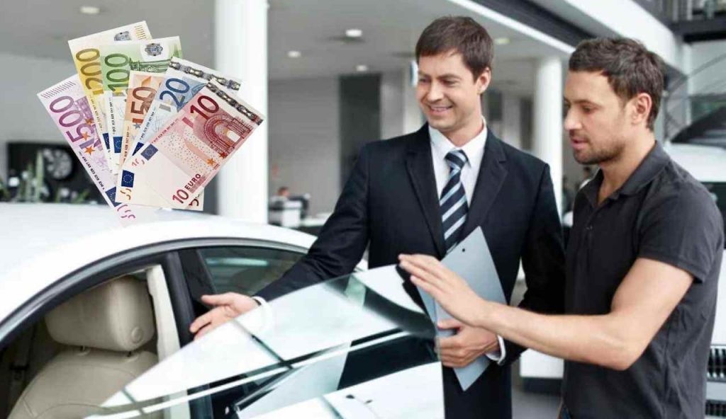 Vendita auto (Depositphotos foto) - www.aerospacecue.it